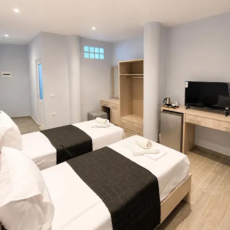 Geni Sea View 3* Sarande