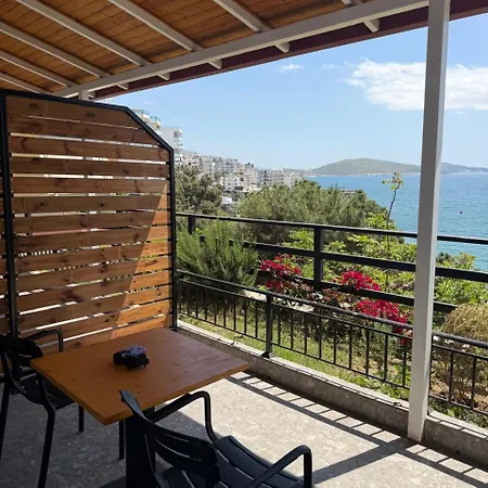 Geni Sea View Konukevi Saranda